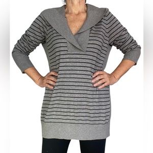 Sweater/hoodie Size XL EUC